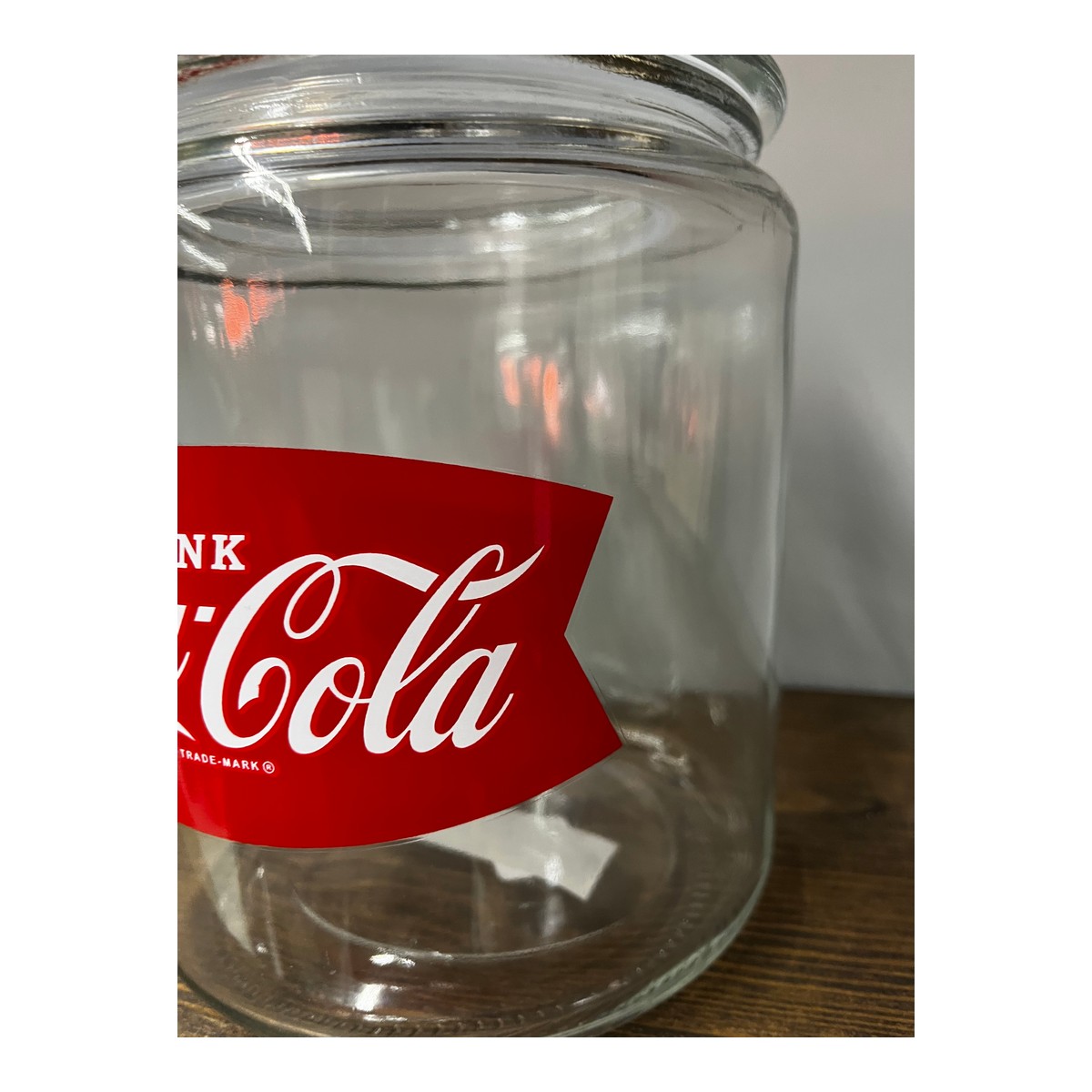 Coca Cola Glass Counter Top Fishtail c