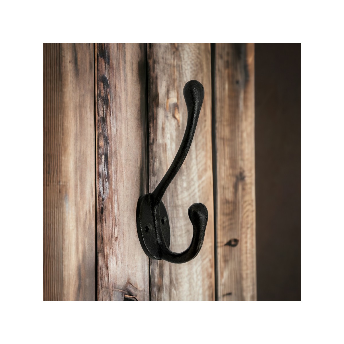 Hooks with Oval Base and Knob Ends b